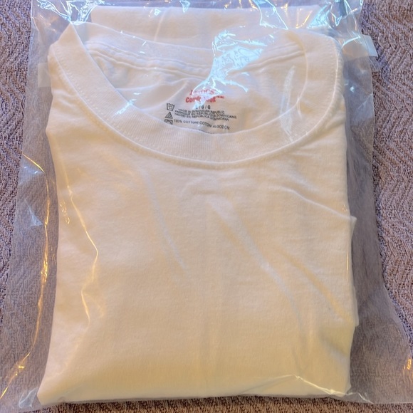 Hanes ComfortSoft White Short Sleeve Tee, Size Large - Picture 7 of 8